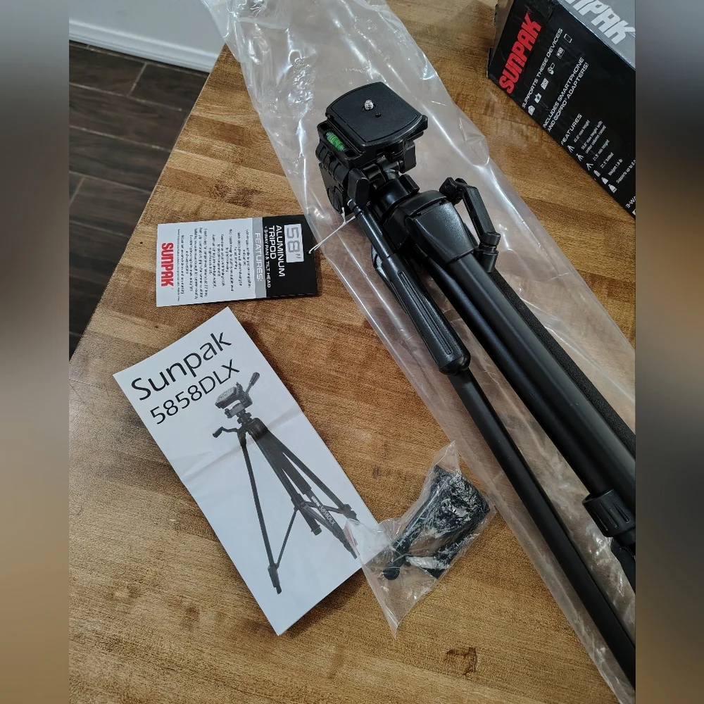 Tripod Sunpak 5858D 3 Section Aluminum Tripod with 3-Way Pan/Tilt Head SPORTS